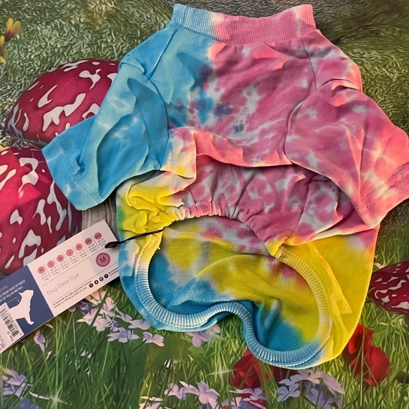 LoveThyBeast Brand 𝅺Tie-Dye Multicolor Dog Sweatshirt W/Short Sleeves - Picture 7 of 9